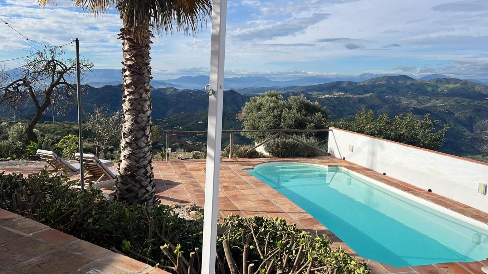 El Cielo, Cortijo En El Corazon De Las Montanas Malaga Exterior photo